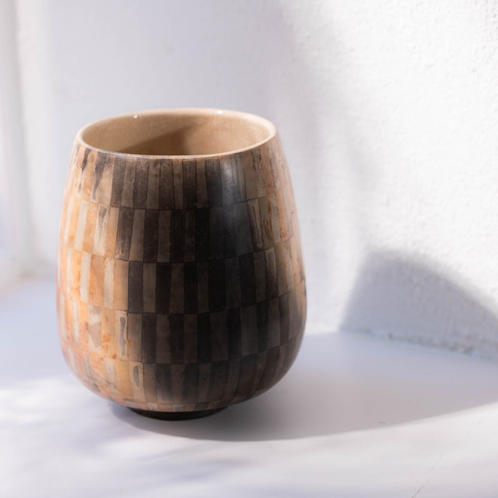 Asta Volkensfeld, Vase, Rauchbrand Ansicht back | haptik.de