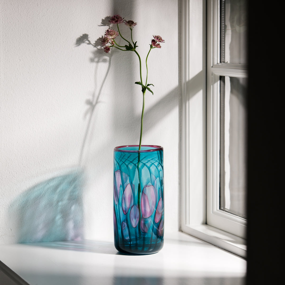 Barbara Ebner von Eschenbach, Glas Vase, 22cm, zylindrisch | blau (BE33)