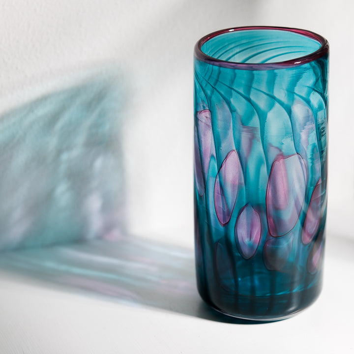 Barbara Ebner von Eschenbach, Glas Vase, 22cm, zylindrisch | blau (BE33)