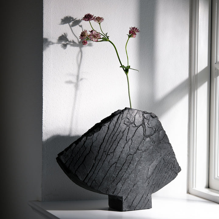 Gundula Sommerer, Flügelvase, Raku | schwarz (GS178)