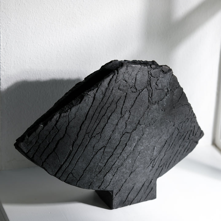 Gundula Sommerer, Flügelvase, Raku | schwarz (GS178)