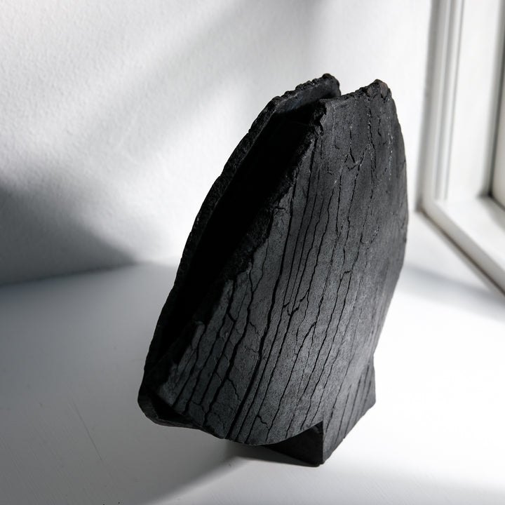 Gundula Sommerer, Flügelvase, Raku | schwarz (GS178)