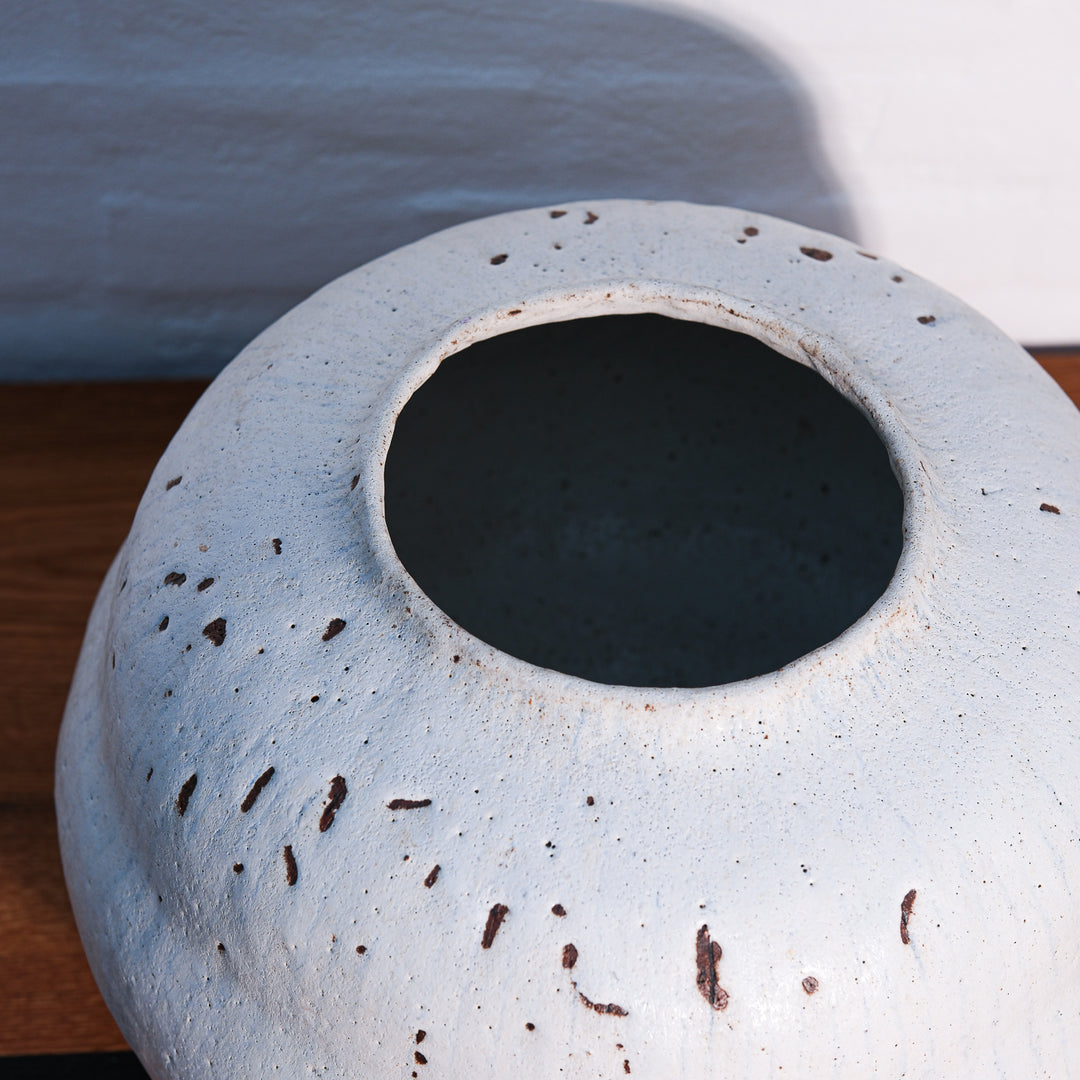 Lotte Buur, Vase, Steinzeug | weiß (LB01)