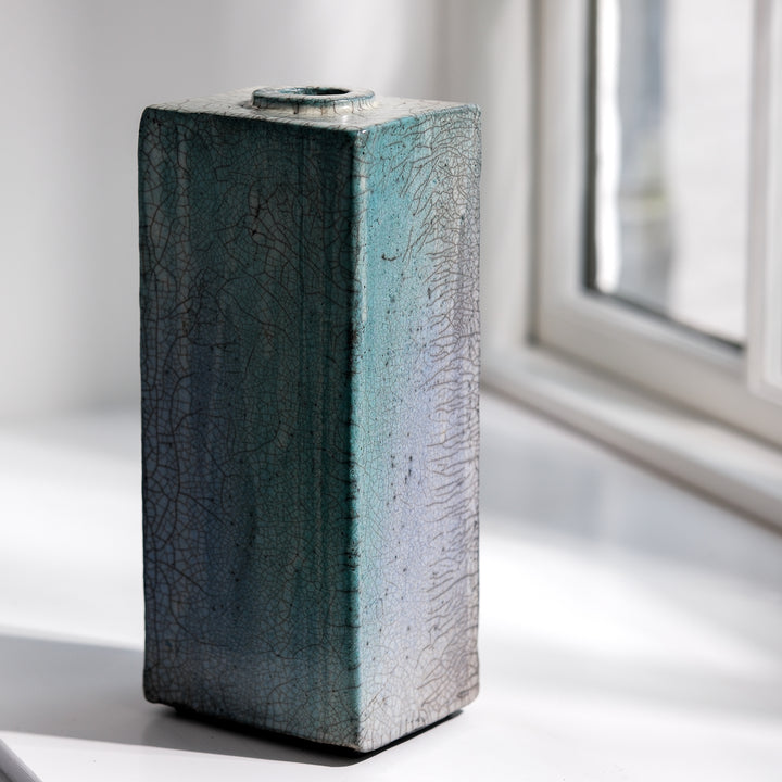 Gundula Sommerer, Raku Vase, eckig hoch | graublau (GS184)
