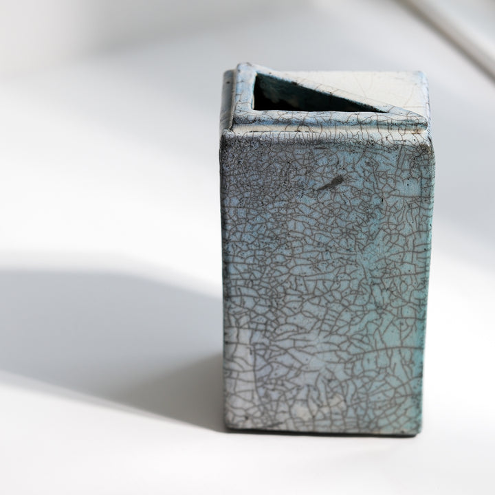 Gundula Sommerer, Raku Vase, eckig | blaugrün (GS186)