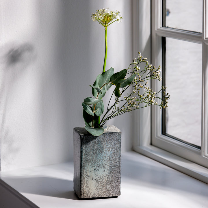 Gundula Sommerer, Raku Vase, eckig | graublau (GS187)