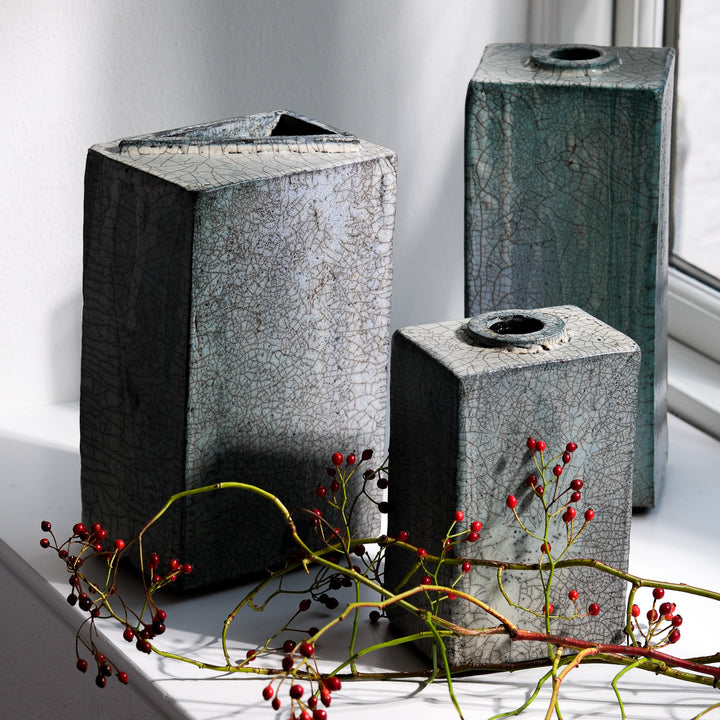 Gundula Sommerer, Raku Vase, eckig hoch | graublau (GS184)