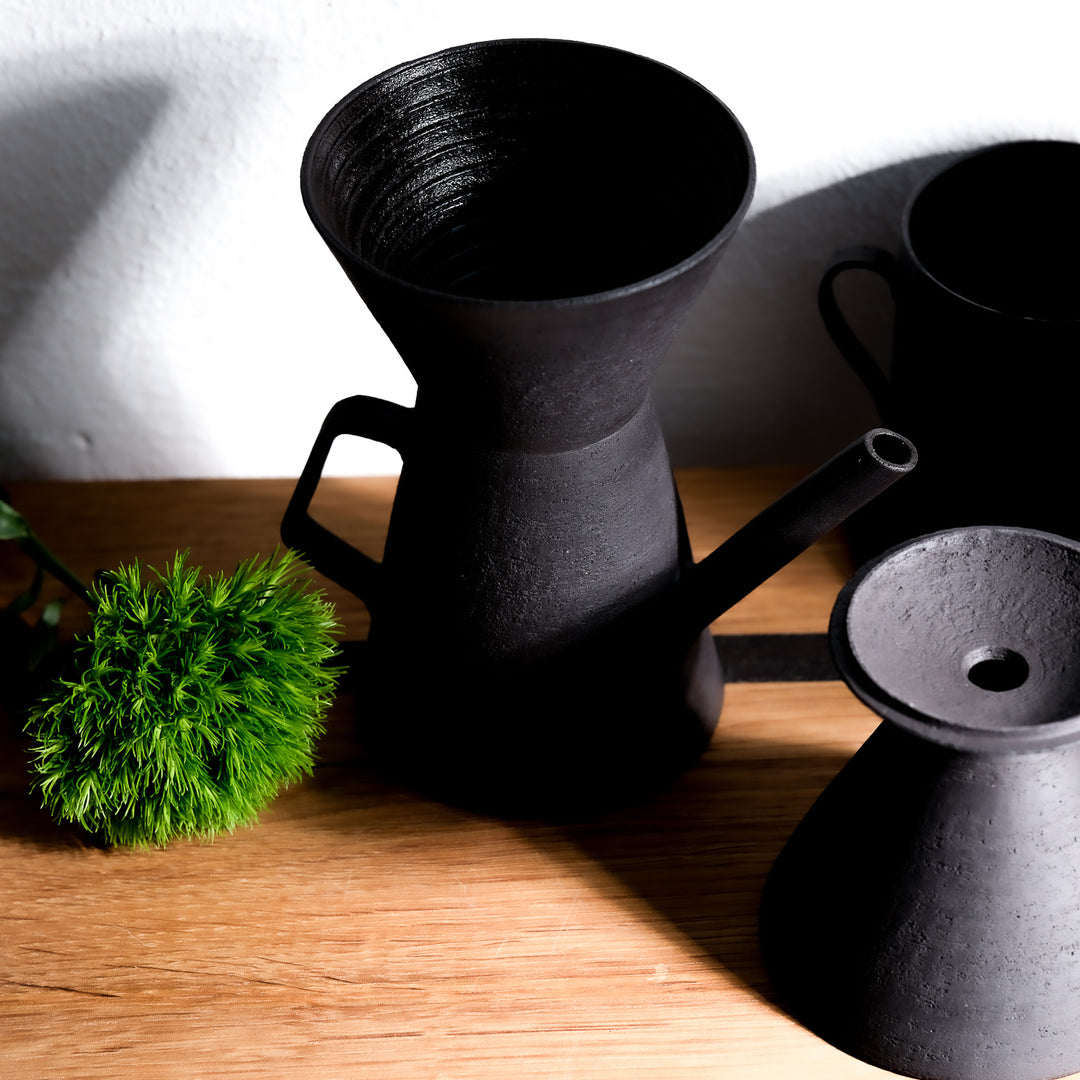 Saeam Kwon, Keramik, Kaffeekanne inkl. Filter, 200ml | matt schwarz (SK20)
