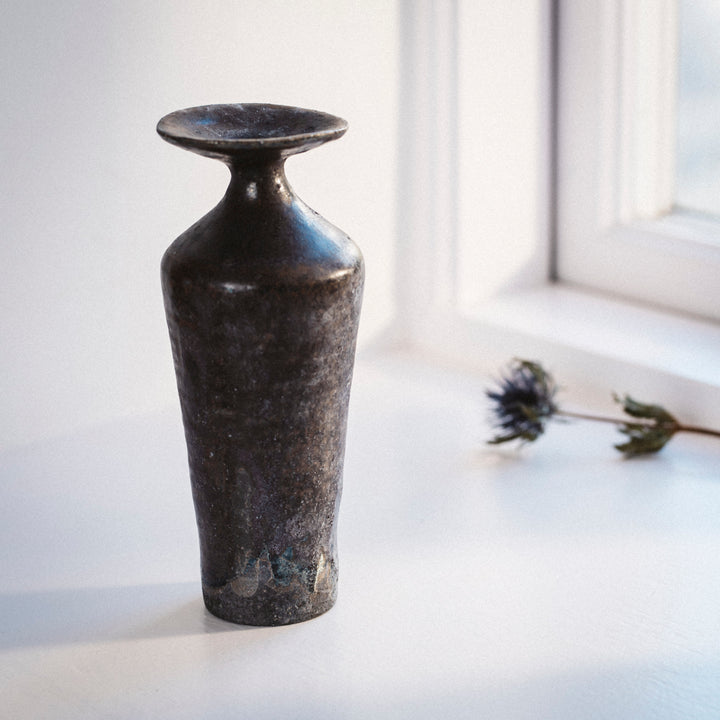 Kikuchi Toru, vase, brim, jap. ceramic, dark