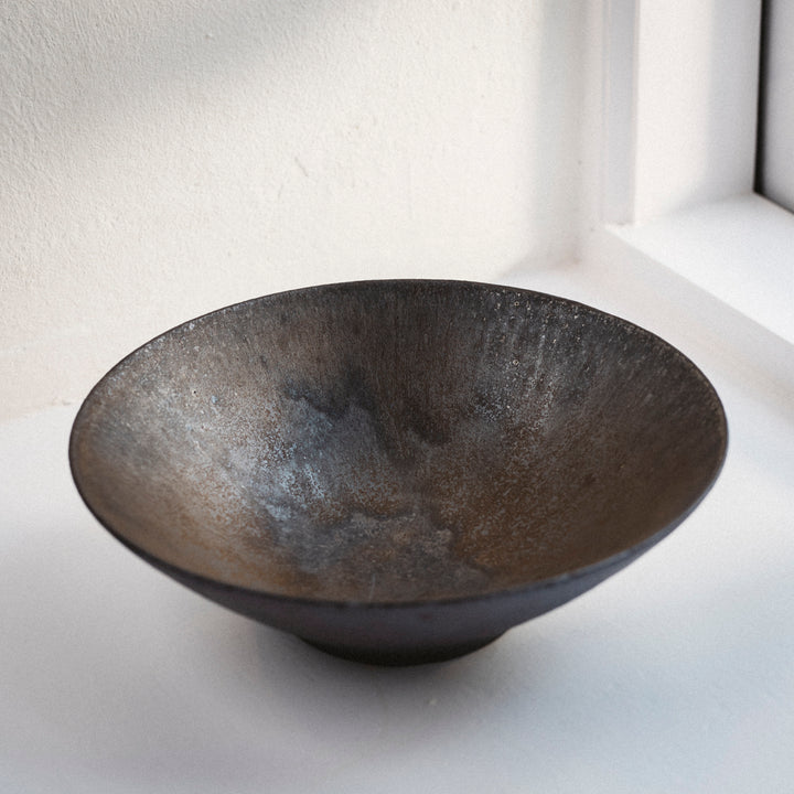 Toshifumi Tashiro, large bowl, Japanese ceramic, black