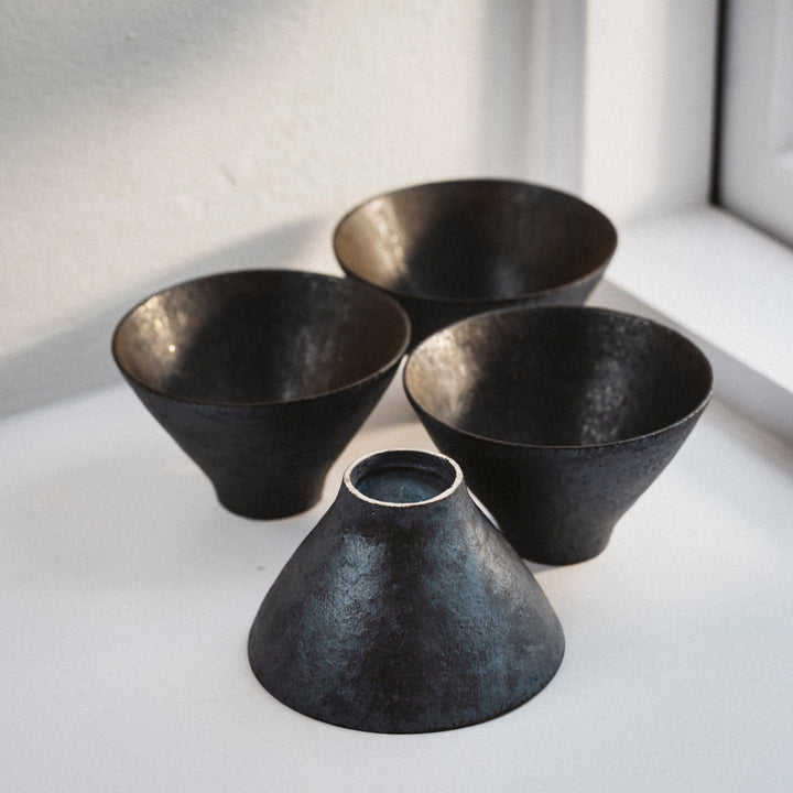 Toshifumi Tashiro, small bowl, Japanese ceramic, black