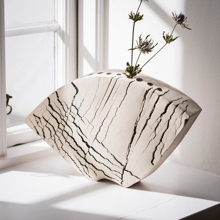 Gundula Sommerer, Plattenvase Keramik | weiss (RW118)