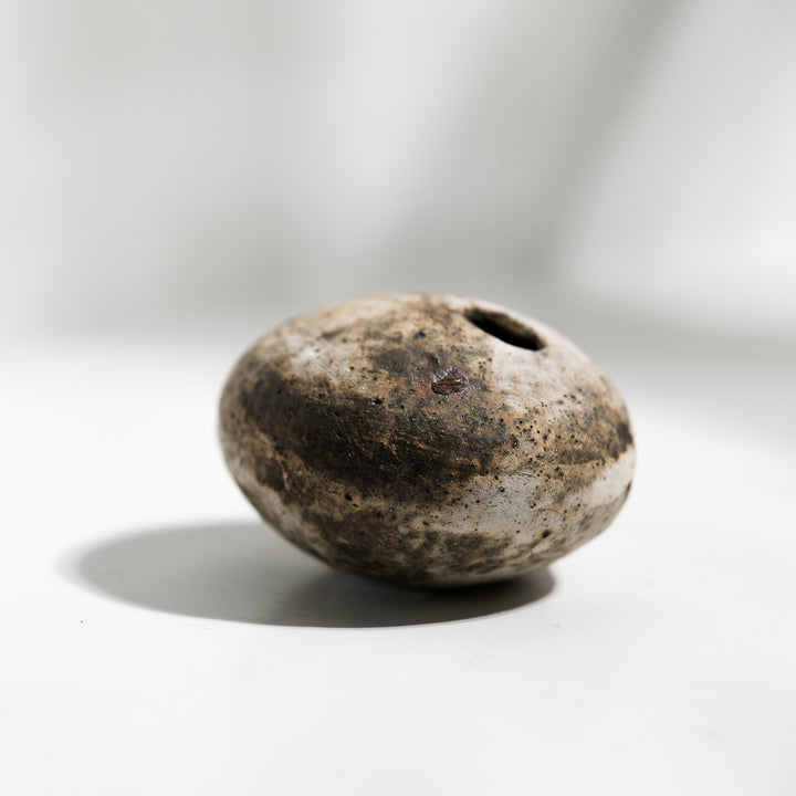 Tomoko Iwata,  Vase, Kieselform | japanische Keramik (TI30)