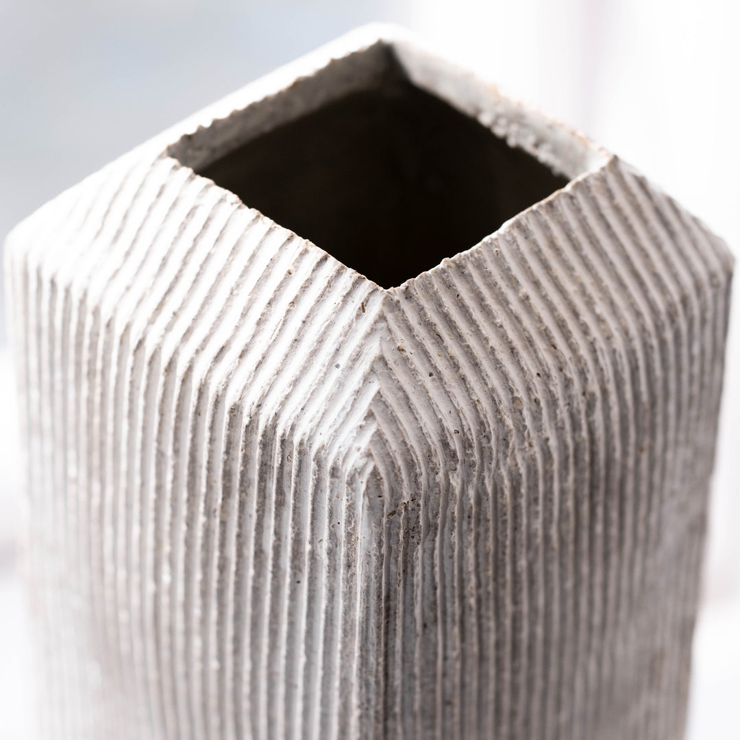 Christine Wagner, Vase, Steinzeug, Öffnung | haptik.de