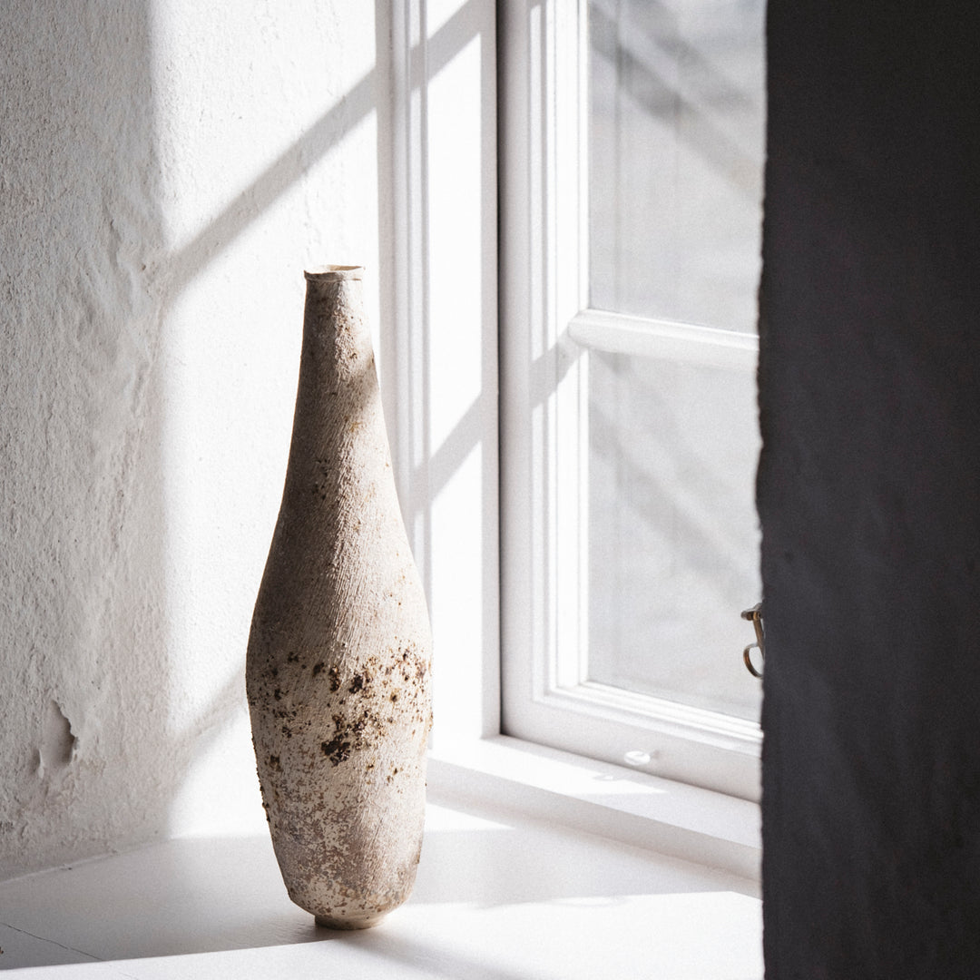 Dietlind Wolf Traces Vase Steinzeug hell | haptik.de