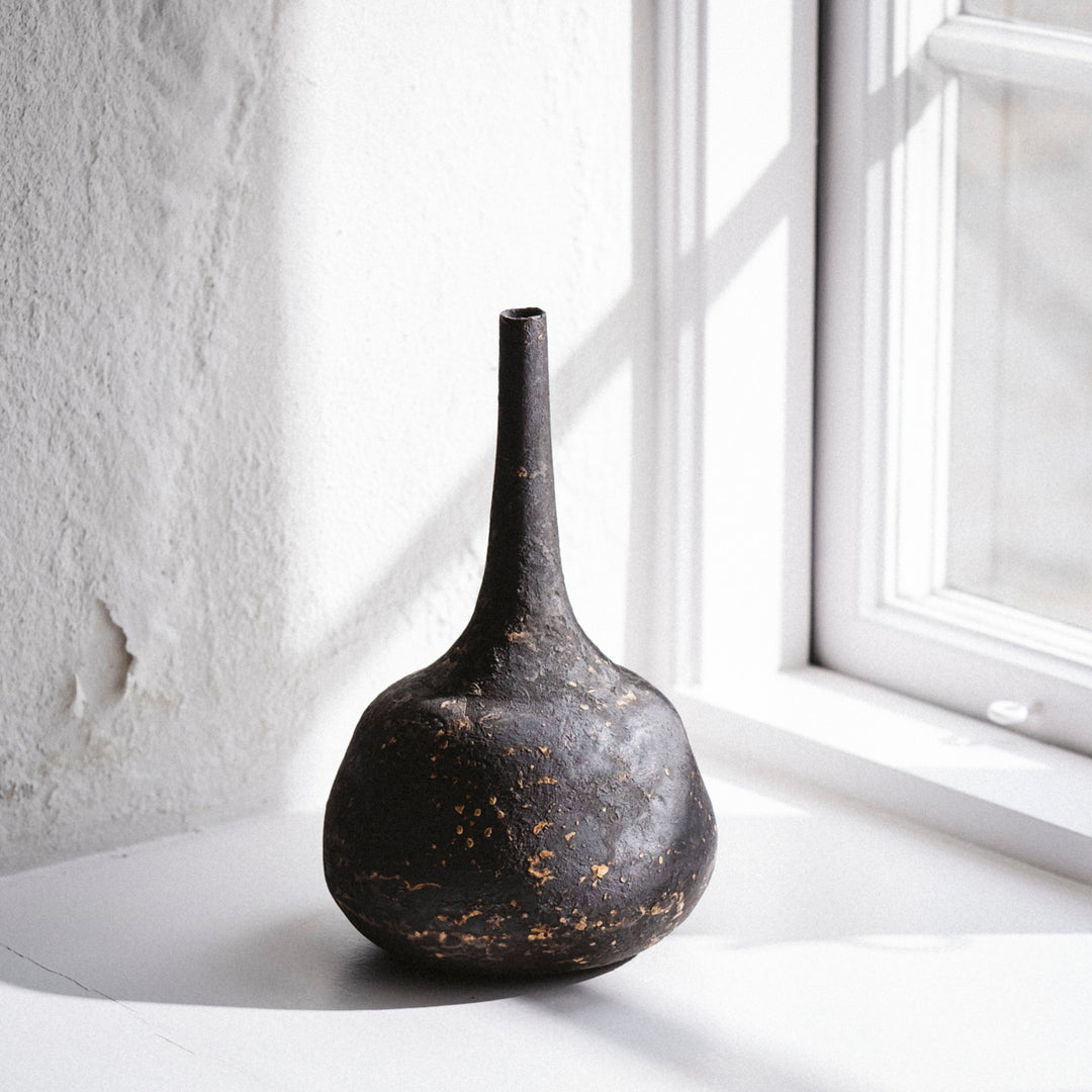 Dietlind Wolf Traces Vase Steinzeug schwarz | haptik.de