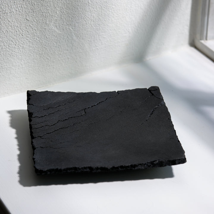 Gundula Sommerer, Raku Schale, quadratisch | schwarz (GS157)