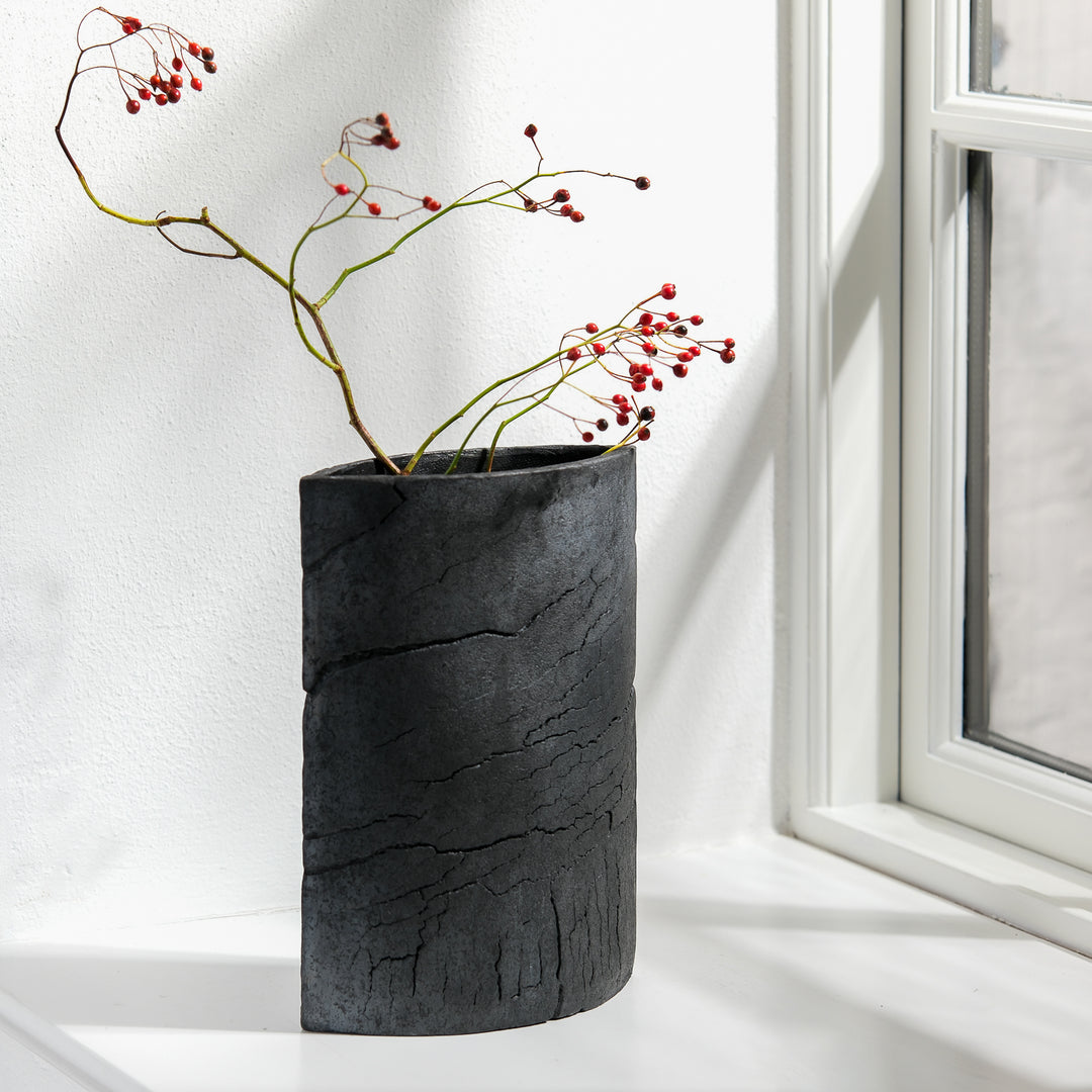 Gundula Sommerer, Raku Vase, oval | schwarz (GS190)