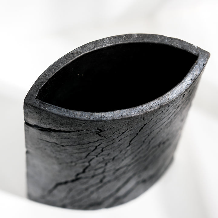 Gundula Sommerer, Raku Vase, oval | schwarz (GS190)