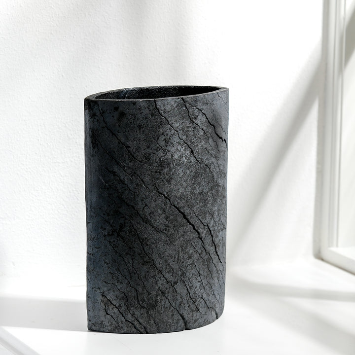 Gundula Sommerer, Raku Vase, oval | schwarz (GS189)