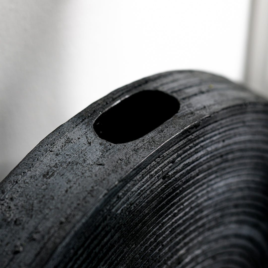 Gundula Sommerer, Raku Vase, rund, Ø 37 cm | schwarz (GS204)