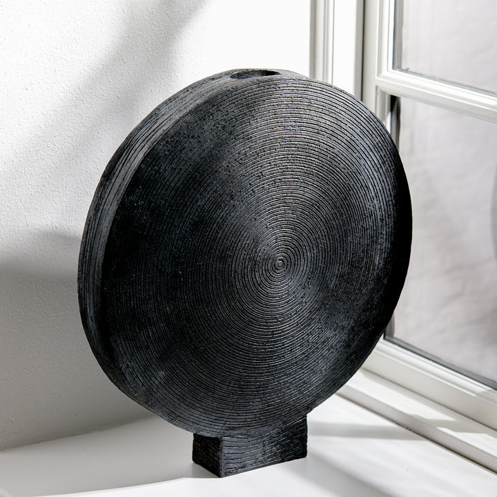 Gundula Sommerer, Raku vase, round, Ø 37 cm | black (GS203)