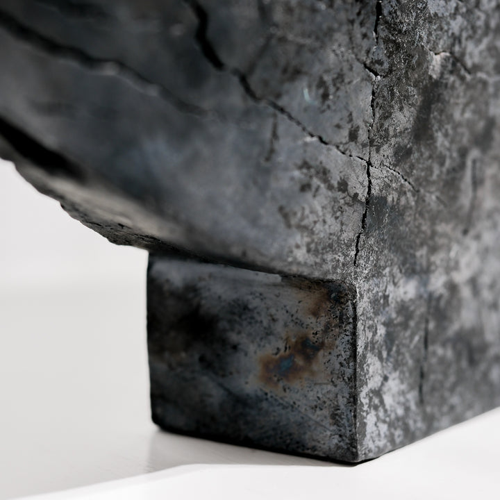 Gundula Sommerer, wing vase, Raku | black (GS200)