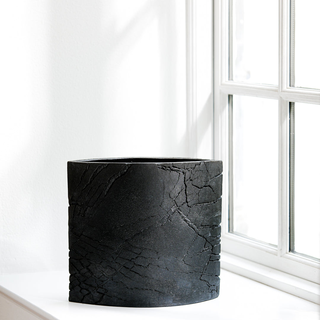 Gundula Sommerer, Raku vase | black, oval (RP145)