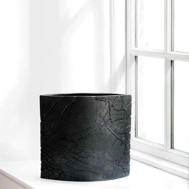 Gundula Sommerer, Raku vase | black, oval (RP145)