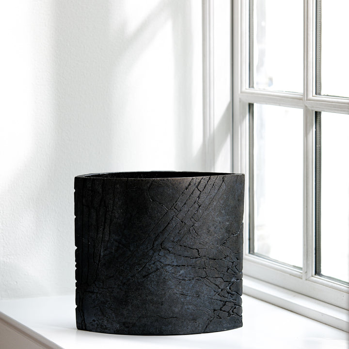 Gundula Sommerer, Raku vase | black, oval (RP145)