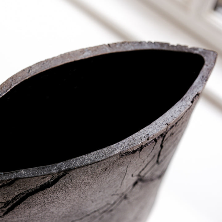 Gundula Sommerer, Raku vase | black, oval (RP145)