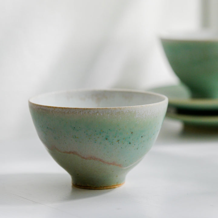 Hiromi Suzuki, Schale, japanische Keramik aus Mashiko, zartgrün (HS01)