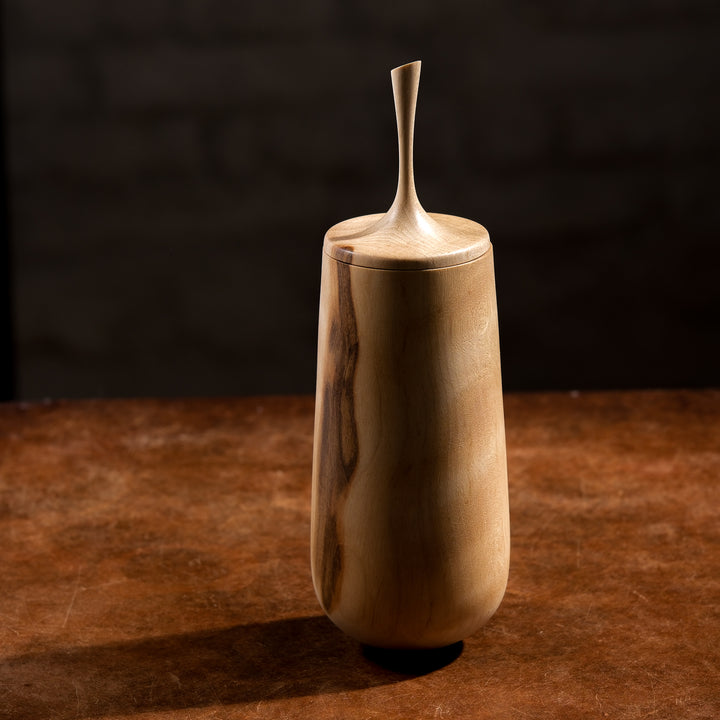 Horst Kontak, wooden box, hornbeam | hand-turned, (HK06)