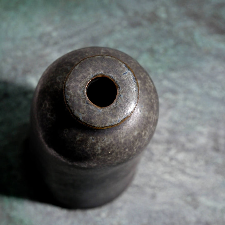 Jun Hojo, Vase, Dark Gray | Japanese Ceramics from Mashiko (JH02)