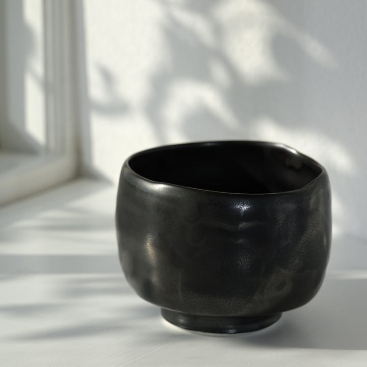 Karin Bablok, Matcha Schale, Porzellan, schwarz groß (KB05)
