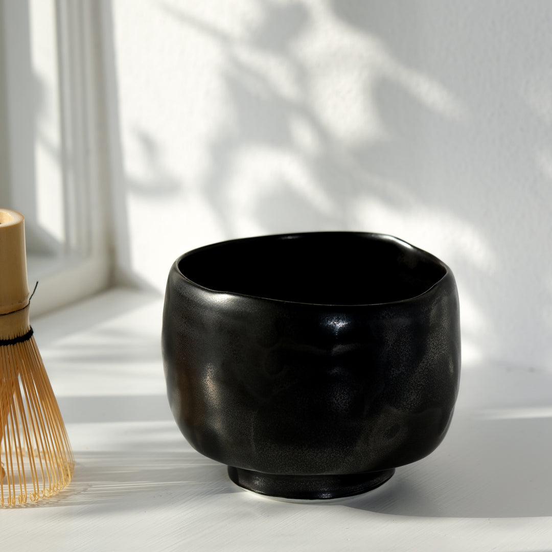 Karin Bablok, Matcha Schale, Porzellan, schwarz groß (KB05)