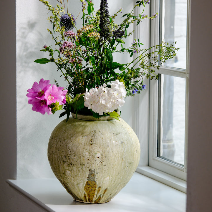 Marco Minetti, Buncheong vase, Korean-style, greenish | ash glaze (MM02)