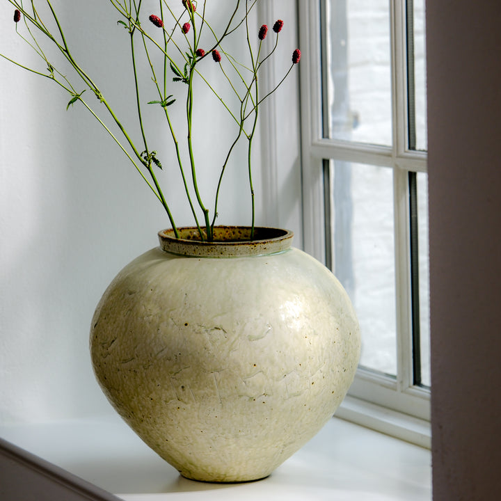 Marco Minetti, Buncheong vase, Korean-style, greenish | ash glaze (MM18)