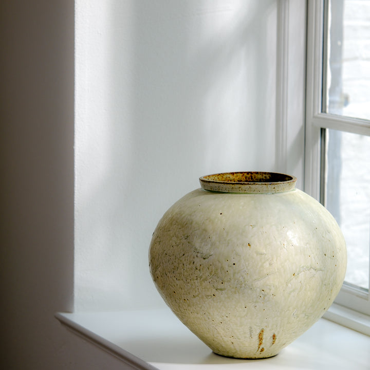 Marco Minetti, Buncheong vase, Korean-style, greenish | ash glaze (MM18)