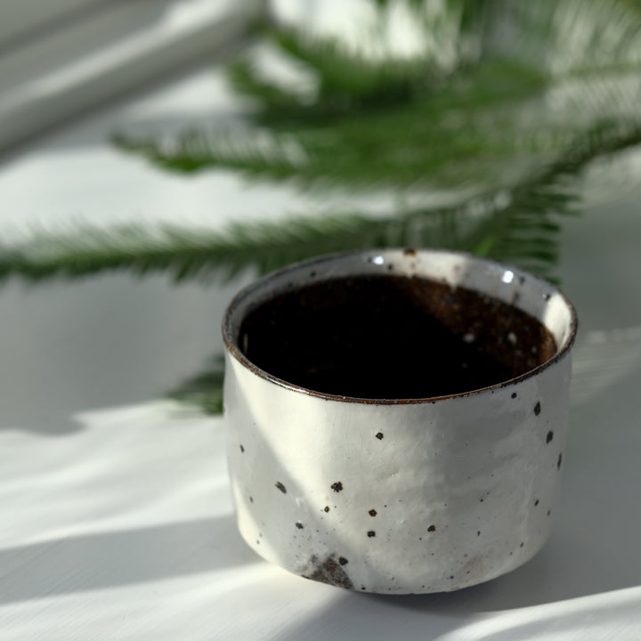 Marco Minetti, Matcha bowl, straight shape, white, brown inside | feldspar glaze (MM27)