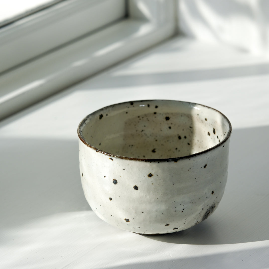 Marco Minetti, Matcha bowl, rounded shape, white | feldspar glaze (MM25)