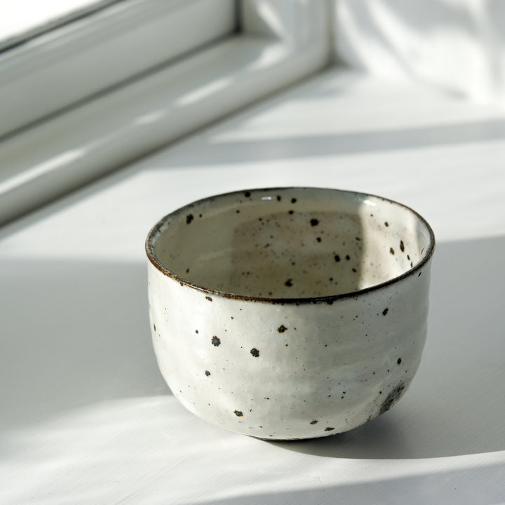 Marco Minetti, Matcha bowl, rounded shape, white | feldspar glaze (MM25)