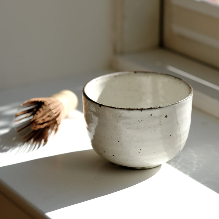Marco Minetti, Matcha bowl, rounded, white | feldspar glaze (MM20)