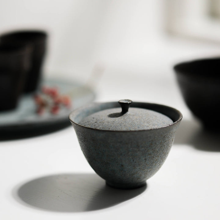 Saeam Kwon, Keramik, chinesischer Gaiwan | grau petrol (SK23)