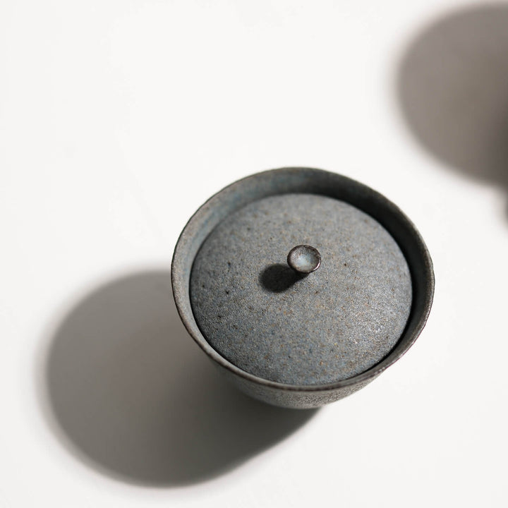 Saeam Kwon, Keramik, chinesischer Gaiwan | grau petrol (SK23)
