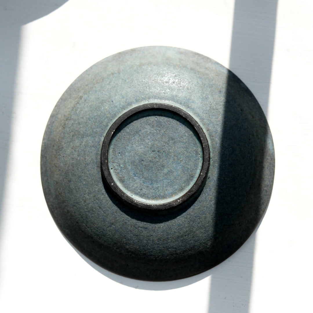 Saeam Kwon, Teller 16 cm, handgefertigte Keramik | petrol-grau (SK27)