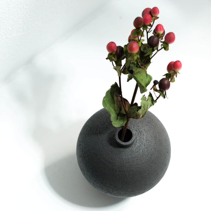 Saeam Kwon, Keramik, Vase, Moon Jar | matt schwarz (SK26)