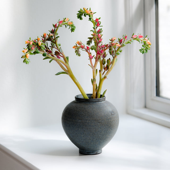 Saeam Kwon, ceramic, vase, Moon Jar | gray petrol (SK15)