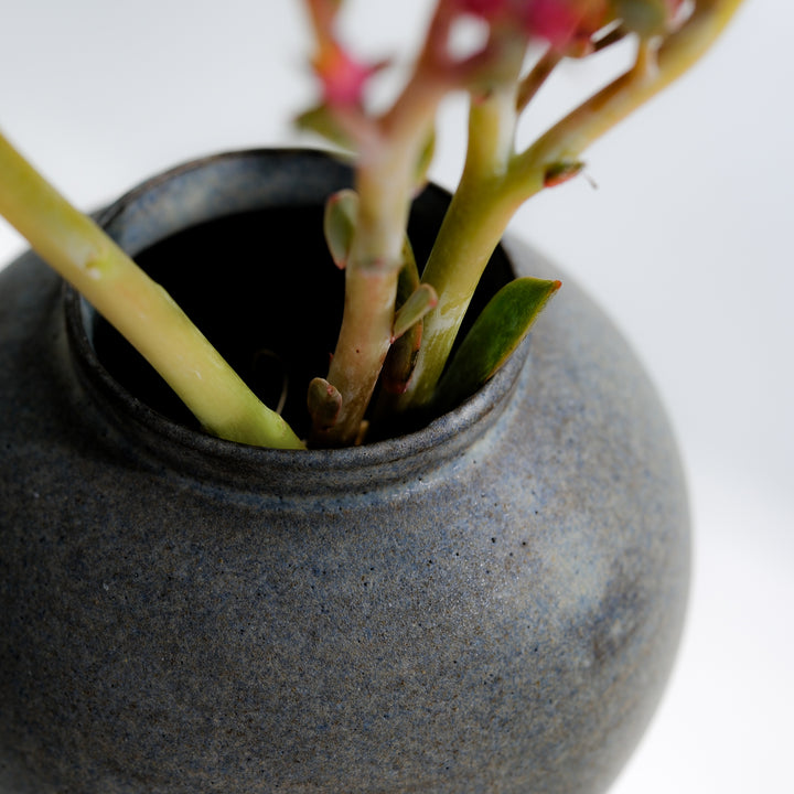 Saeam Kwon, ceramic, vase, Moon Jar | gray petrol (SK15)