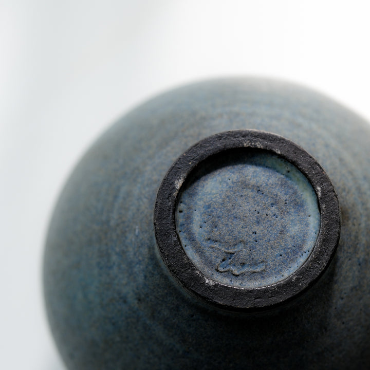 Saeam Kwon, ceramic, vase, Moon Jar | gray petrol (SK15)